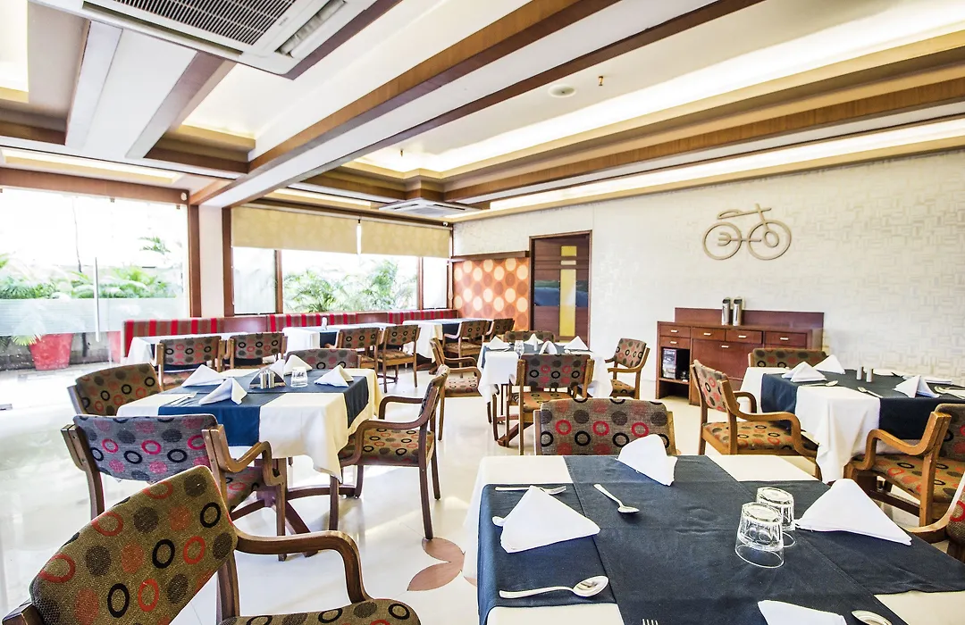 Fabhotel Amrit Residency-1